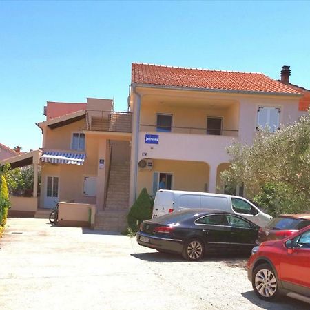 Apartments Jadranica Murter Exterior photo